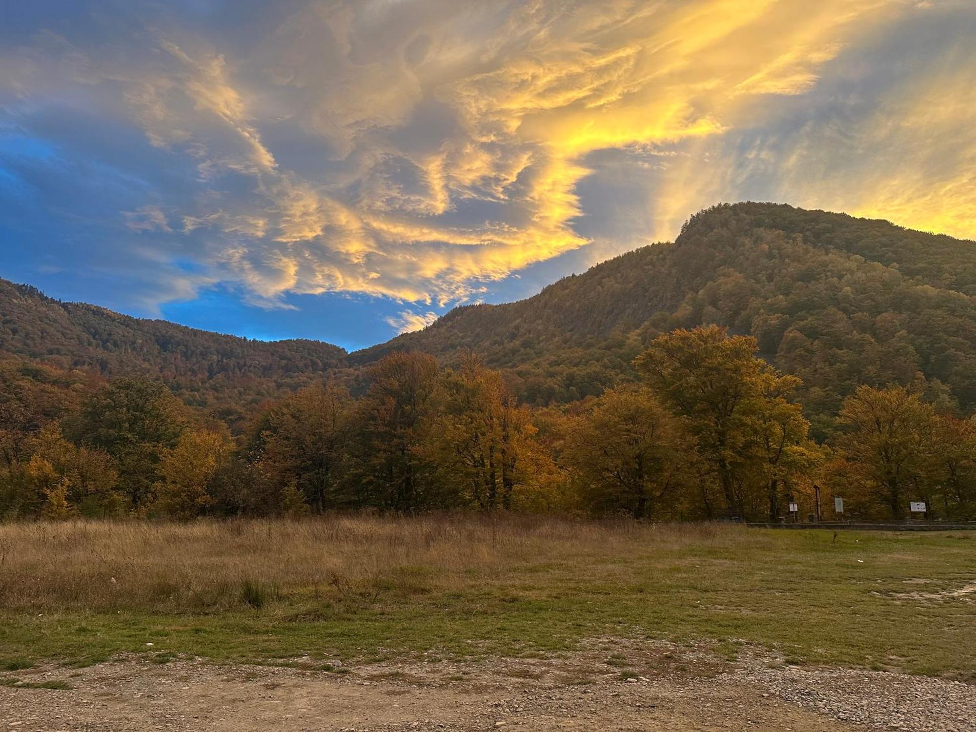 Pensiunea Cascada Putnei Lepşa Exteriér fotografie